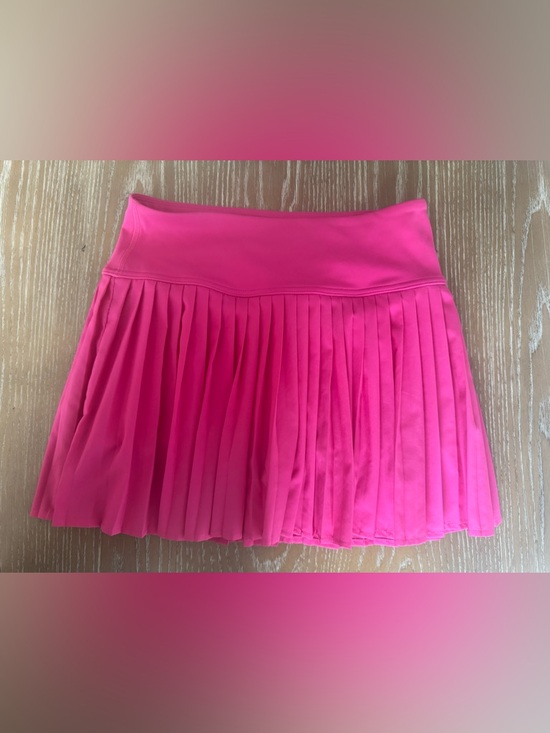 Fabletics Dresses & Skirts - Fabletics Women’s Pleated Pink Skirt